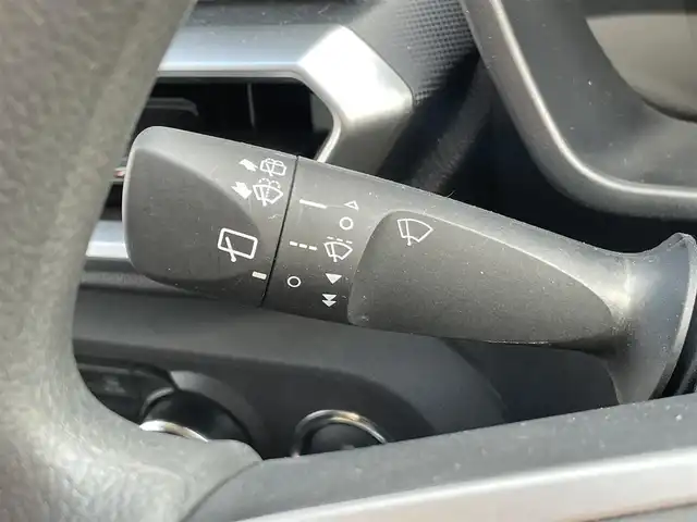 ダイハツ ロッキー G 愛知県 2021(令3)年 6.7万km ブラックマイカメタリック/コンパーノレッド 純正ディスプレイオーディオ/Bluetooth　バックカメラ　全方位カメラ　フルセグTV/ドライブレコーダー/シートヒーター/純正アルミホイール/純正フロアマット/ETC/スペアキー有/ACC/レーンキープアシスト/コーナーセンサー