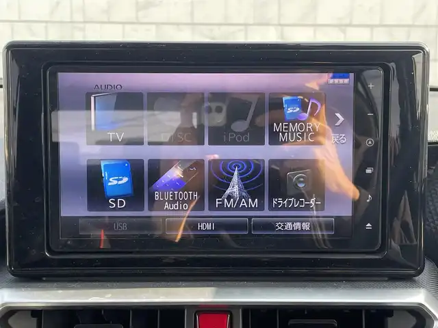 ダイハツ ロッキー G 愛知県 2021(令3)年 6.7万km ブラックマイカメタリック/コンパーノレッド 純正ディスプレイオーディオ/Bluetooth　バックカメラ　全方位カメラ　フルセグTV/ドライブレコーダー/シートヒーター/純正アルミホイール/純正フロアマット/ETC/スペアキー有/ACC/レーンキープアシスト/コーナーセンサー