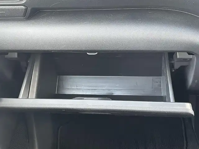 ダイハツ ロッキー G 愛知県 2021(令3)年 6.7万km ブラックマイカメタリック/コンパーノレッド 純正ディスプレイオーディオ/Bluetooth　バックカメラ　全方位カメラ　フルセグTV/ドライブレコーダー/シートヒーター/純正アルミホイール/純正フロアマット/ETC/スペアキー有/ACC/レーンキープアシスト/コーナーセンサー