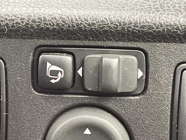 日産 ノート e－パワー X Vセレクション 群馬県 2020(令2)年 3.5万km スーパーブラック 禁煙車　９インチ社外ナビ　アラウンドビューモニター　デジタルインナーミラー　ETC2.0　ワンオーナー　純正フロアマット　純正アルミホイール　ステアリングスイッチ　プッシュスタート　盗難防止装置