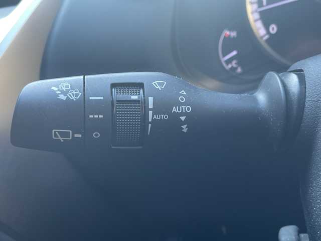 レクサス ＮＸ 300 Fスポーツ 高知県 2020(令2)年 3.4万km ホワイトノーヴァガラスフレーク メーカーナビ/【AM/FM/CD/DVD/SD/USB/BT/フルセグTV】/アラウンドビューモニター/3眼LEDヘッドライト/オートハイビーム/レクサスセーフティ・レーダークルーズコントロール/ブラインドスポットモニター/パワーバックドア/前席シートヒーター＆エアシート/前席パワーシート/ステアリングヒーター/パドルシフト/ステアリングスイッチ/電動格納ミラー/電動パーキングブレーキ/ホールド機能/前後ドラレコ