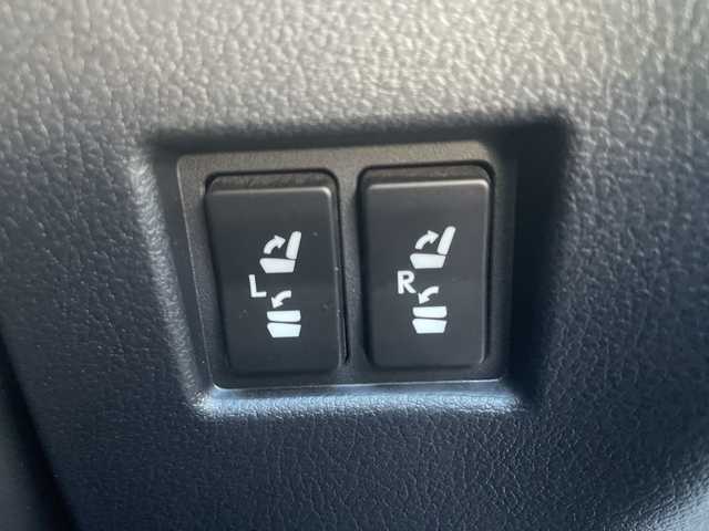 レクサス ＮＸ 300 Fスポーツ 高知県 2020(令2)年 3.4万km ホワイトノーヴァガラスフレーク メーカーナビ/【AM/FM/CD/DVD/SD/USB/BT/フルセグTV】/アラウンドビューモニター/3眼LEDヘッドライト/オートハイビーム/レクサスセーフティ・レーダークルーズコントロール/ブラインドスポットモニター/パワーバックドア/前席シートヒーター＆エアシート/前席パワーシート/ステアリングヒーター/パドルシフト/ステアリングスイッチ/電動格納ミラー/電動パーキングブレーキ/ホールド機能/前後ドラレコ