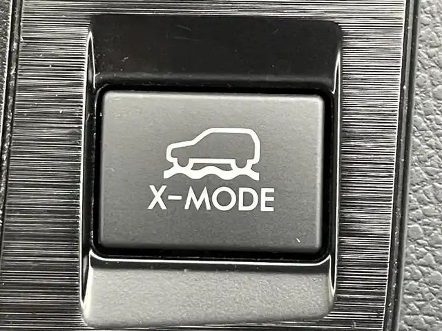 スバル アウトバック ベース 道央・札幌 2015(平27)年 7万km クリスタルブラックシリカ ・４WD/・社外メモリナビ（AVIC-RZ０９）/　CD/DVD/BT/フルセグ/・バックカメラ/・ビルトインETC/・アイサイト/・衝突軽減ブレーキ/・レーダークルーズコントロール/・レーンキープアシスト/・横滑り防止装置/・アイドリングストップ/・ヒルスタートアシスト/・X-MODE/・全席シートヒーター/・前席パワーシート/・運転席シートメモリー/・純正フロアマット/・LEDヘッドライト/・フォグライト（F/R）/・スマートキー/・プッシュスタート