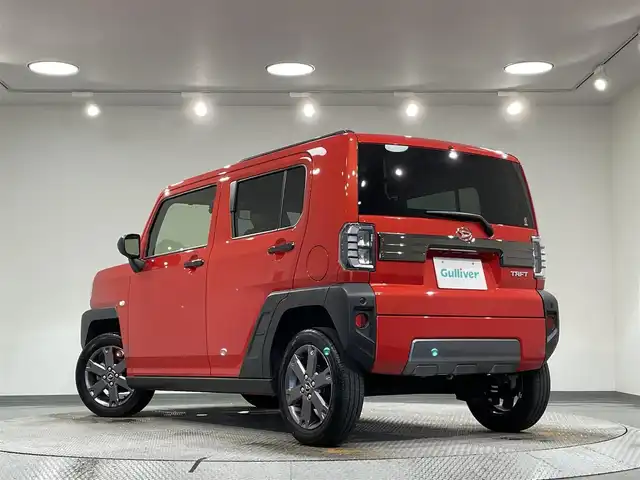 ダイハツ タフト G ダーククロムベンチャー 愛知県 2022(令4)年 2.9万km コンパーノレッド 禁煙車/スマートアシスト/ガラスルーフ/純正SDナビ（NMZN-W72D）/・フルセグTV/・Bluetooth/・CD/DVD/・SD/・ipod/・USB/・FM/AM/バックカメラ/前後ドラレコ/シートヒーター/ＥＴＣ/ＬＥＤヘッドライト/オートライト/オートハイビーム/プッシュスタート/スマートキー/電格ミラー/アイドリングストップ