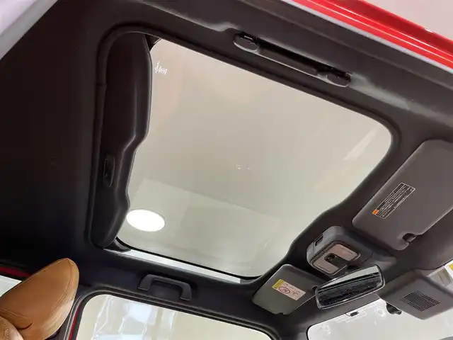 ダイハツ タフト G ダーククロムベンチャー 愛知県 2022(令4)年 2.9万km コンパーノレッド 禁煙車/スマートアシスト/ガラスルーフ/純正SDナビ（NMZN-W72D）/・フルセグTV/・Bluetooth/・CD/DVD/・SD/・ipod/・USB/・FM/AM/バックカメラ/前後ドラレコ/シートヒーター/ＥＴＣ/ＬＥＤヘッドライト/オートライト/オートハイビーム/プッシュスタート/スマートキー/電格ミラー/アイドリングストップ