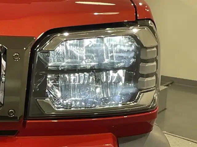 ダイハツ タフト G ダーククロムベンチャー 愛知県 2022(令4)年 2.9万km コンパーノレッド 禁煙車/スマートアシスト/ガラスルーフ/純正SDナビ（NMZN-W72D）/・フルセグTV/・Bluetooth/・CD/DVD/・SD/・ipod/・USB/・FM/AM/バックカメラ/前後ドラレコ/シートヒーター/ＥＴＣ/ＬＥＤヘッドライト/オートライト/オートハイビーム/プッシュスタート/スマートキー/電格ミラー/アイドリングストップ