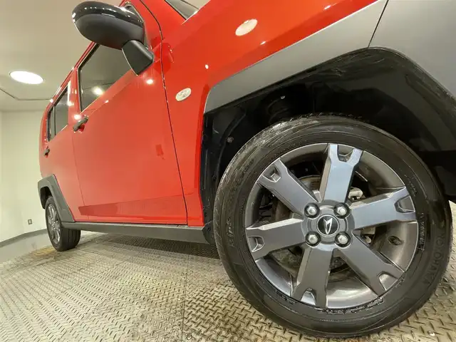 ダイハツ タフト G ダーククロムベンチャー 愛知県 2022(令4)年 2.9万km コンパーノレッド 禁煙車/スマートアシスト/ガラスルーフ/純正SDナビ（NMZN-W72D）/・フルセグTV/・Bluetooth/・CD/DVD/・SD/・ipod/・USB/・FM/AM/バックカメラ/前後ドラレコ/シートヒーター/ＥＴＣ/ＬＥＤヘッドライト/オートライト/オートハイビーム/プッシュスタート/スマートキー/電格ミラー/アイドリングストップ