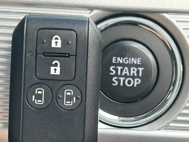 スズキ スペーシア ギア HYBRID XZ 兵庫県 2020(令2)年 3.9万km オフブルーメタリック/ガンメタリック2トーンルーフ クリアランスソナー/全方位カメラ/バックカメラ/ビルトインETC/ドライブレコーダー/シートヒーター/フルセグTV/社外ナビ/Bluetooth接続/スイッチスタート/革巻きステアリング/純正フロアマット/スペアキー