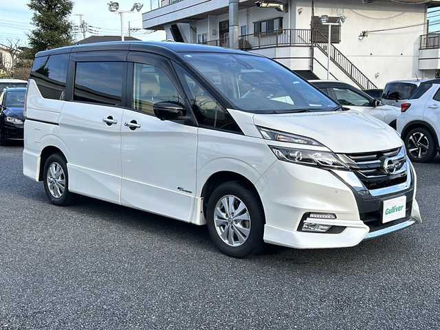 日産 セレナ ハイウェイスター Vセレクション 東京都 2017(平29)年 8万km ブリリアントホワイトパール 2トーン ４WD/ワンオーナー