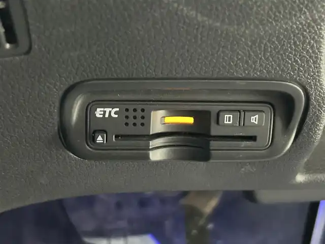 ホンダ ヴェゼル X 静岡県 2014(平26)年 14.2万km ホワイトオーキッドパール 純正ナビ、革巻きハンドル、LEDヘッドライト、純正フロアマット、純正アルミ、Bluetooth、HDDナビ