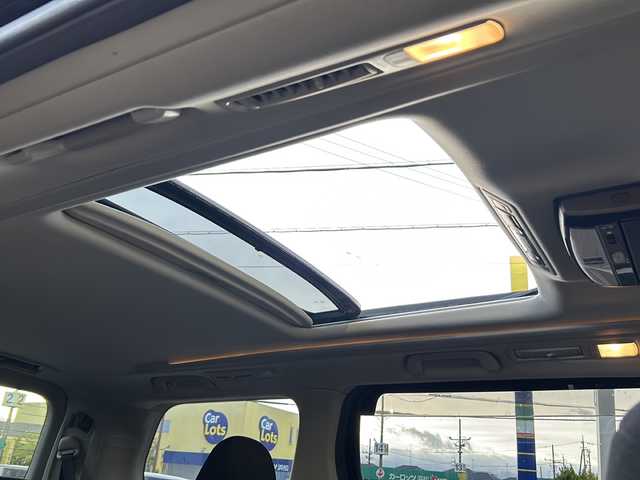 トヨタ アルファード 240S 静岡県 2012(平24)年 9万km ブラック ALPINEナビ/ALPINE後席モニター/サンルーフ/バックカメラ/両側電動スライドドア/前後ソナー/オートライト/盗難防止/オットマン/純正アルミホイール/プッシュスタート/スマートキー