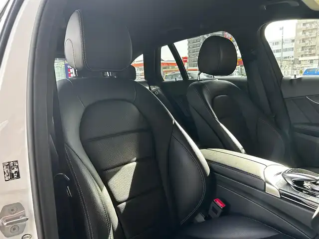 メルセデス・ベンツ Ｃ２００ 4マチック SW AVG AMGライン 富山県 2019(平31)年 3万km 白 AMGライン/レーダーセーフティパッケージ/純正HDDナビ/フルセグテレビ/アイドリングストップ/プッシュスタート/パワーバックドア/ETC2.0/バックカメラ/純正フロアマット/スペアキー/64色アンビエントライト/Bluetooth接続/Apple Car Play/andoroid auto