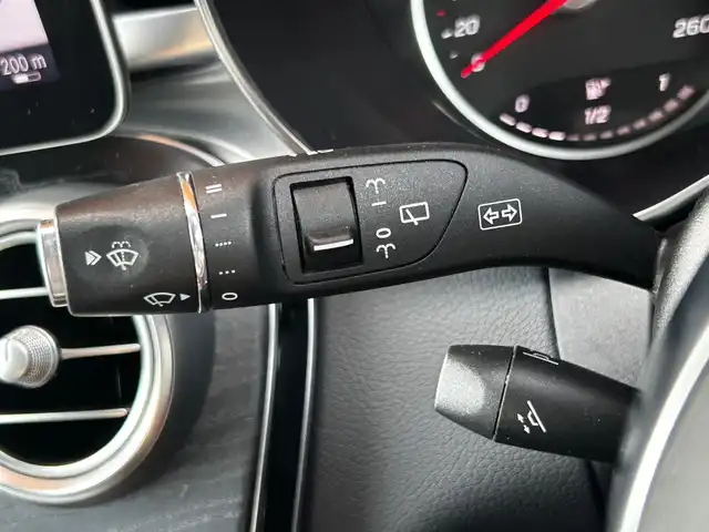 メルセデス・ベンツ Ｃ２００ 4マチック SW AVG AMGライン 富山県 2019(平31)年 3万km 白 AMGライン/レーダーセーフティパッケージ/純正HDDナビ/フルセグテレビ/アイドリングストップ/プッシュスタート/パワーバックドア/ETC2.0/バックカメラ/純正フロアマット/スペアキー/64色アンビエントライト/Bluetooth接続/Apple Car Play/andoroid auto