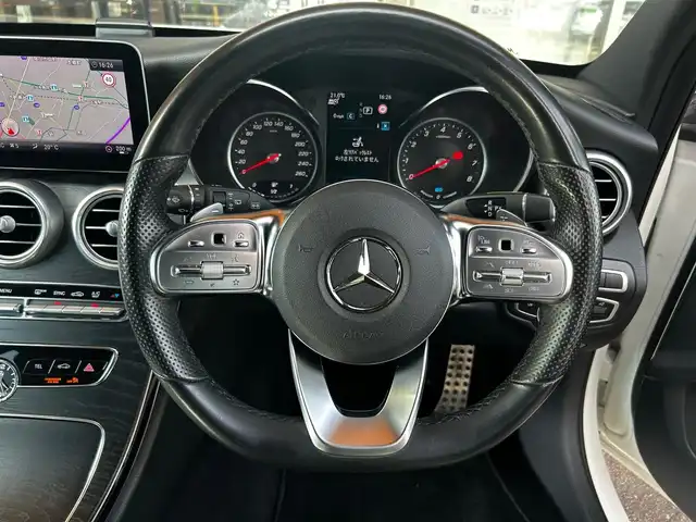 メルセデス・ベンツ Ｃ２００ 4マチック SW AVG AMGライン 富山県 2019(平31)年 3万km 白 AMGライン/レーダーセーフティパッケージ/純正HDDナビ/フルセグテレビ/アイドリングストップ/プッシュスタート/パワーバックドア/ETC2.0/バックカメラ/純正フロアマット/スペアキー/64色アンビエントライト/Bluetooth接続/Apple Car Play/andoroid auto