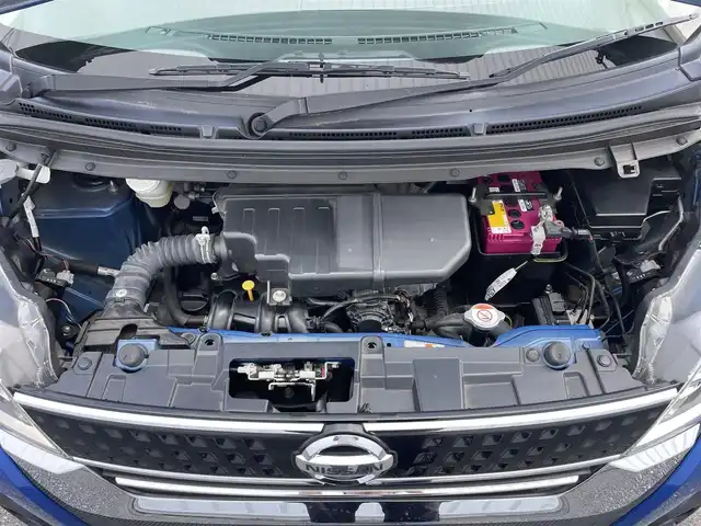 日産 デイズ ルークス ハイウェイスターX 滋賀県 2019(令1)年 0.7万km オーシャンブルーP 純正ナビ/(BT/フルセグ/CD/DVD/AUX)/片側電動スライドドア/ETC2.0/衝突軽減システム/レーンキープアシスト/アイドリングストップ/盗難防止装置/LEDヘッドライト/オートマチックハイビーム/コーナーセンサー/取扱説明書