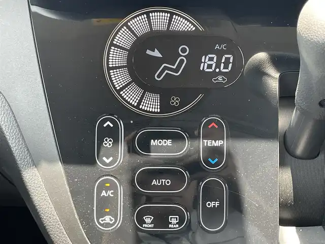 日産 デイズ ルークス ハイウェイスターX 滋賀県 2019(令1)年 0.7万km オーシャンブルーP 純正ナビ/(BT/フルセグ/CD/DVD/AUX)/片側電動スライドドア/ETC2.0/衝突軽減システム/レーンキープアシスト/アイドリングストップ/盗難防止装置/LEDヘッドライト/オートマチックハイビーム/コーナーセンサー/取扱説明書