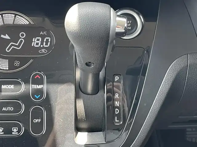 日産 デイズ ルークス ハイウェイスターX 滋賀県 2019(令1)年 0.7万km オーシャンブルーP 純正ナビ/(BT/フルセグ/CD/DVD/AUX)/片側電動スライドドア/ETC2.0/衝突軽減システム/レーンキープアシスト/アイドリングストップ/盗難防止装置/LEDヘッドライト/オートマチックハイビーム/コーナーセンサー/取扱説明書