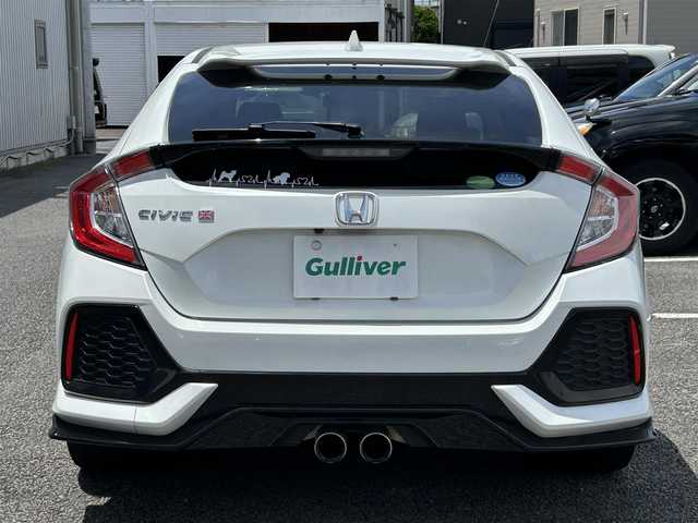ホンダ シビック ハッチバック 静岡県 2019(平31)年 4.6万km ホワイトオーキッドパール ユーザー買取車両/純正SDナビ（VXM-194VFi）/【FM/AM/BT/CD/DVD/地デジTV】/純正LEDライト/純正18インチAW/クルーズコントロール/エンジンスタートボタン/バックカメラ/ドライブレコーダー（前後）/ETC/純正フロアマット/横滑り防止装置/レーンアシスト/コーナーセンサー/衝撃被害軽減システム/MTモード付AT/スタットレスタイヤ×4/シートヒーター/アイドリングストップ