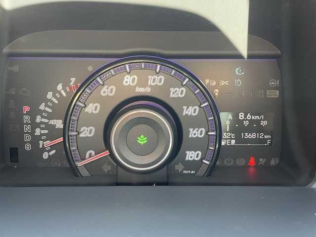 ホンダ ステップワゴン スパーダ Z クールスピリット 宮城県 2014(平26)年 13.7万km プレミアムスパークルブラックパール (株)IDOMが運営する【じしゃロン仙台店】の自社ローン専用車両になりますこちらは現金またはオートローンご利用時の価格です。自社ローンご希望の方は別途その旨お申付け下さい/両側パワースライドドア/純正ナビ/純正フロアマット/リアガラススモークフィルム/バックカメラ/フリップダウン・モニター/ETC