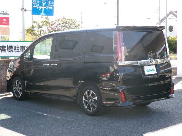 トヨタ ノア Si ダブルバイビーⅡ 長崎県 2019(令1)年 8.6万km ブラック 【 Toyota Safety Sense 】/・プリクラッシュセーフティ/・レーンディパーチャーアラート/・オートマチックハービーム/・先行車発進告知機能/ワンオーナー/純正10インチSDナビ/・フルセグテレビ/・バックカメラ/・Bluetooth/・USB/・DVD再生可能/純正12.1インチフリップダウン/ハーフレザーシート/両側パワースライドドア/クルーズコントロール/クリアランスソナー/オートライト/LEDヘッドライト/オートリトラミラー/シートバックテーブル/リアサンシェード/ビルトインETC/スマートキー2個/純正フロアマット/純正16AW/純正フロアマット