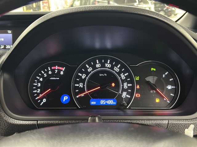 トヨタ ノア Si ダブルバイビーⅡ 長崎県 2019(令1)年 8.6万km ブラック ワンオーナー/純正10インチSDナビ/・フルセグテレビ/・バックカメラ/・Bluetooth/・USB/・DVD再生可能/純正12.1インチフリップダウン/Toyota Safety Sense /・プリクラッシュセーフティ/・レーンディパーチャーアラート/・オートマチックハービーム/・先行車発進告知機能/ハーフレザーシート/両側パワースライドドア/クルーズコントロール/クリアランスソナー/オートライト/LEDヘッドライト/オートリトラミラー/シートバックテーブル/リアサンシェード/ビルトインETC/スマートキー2個/純正フロアマット/純正16AW/純正フロアマット
