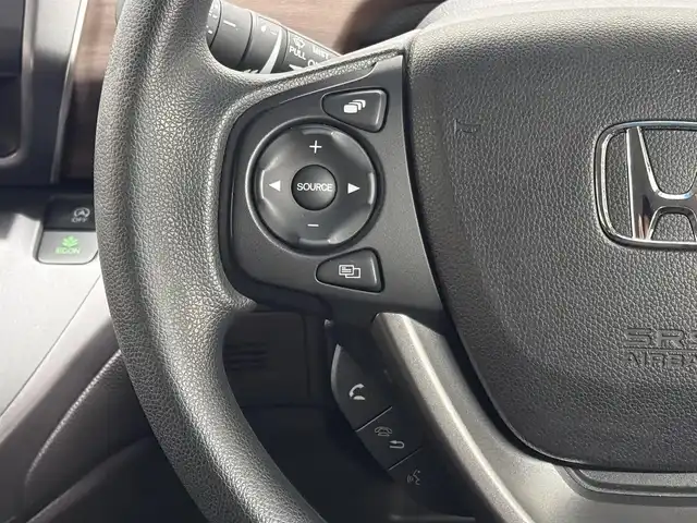ホンダ フリード＋ G ホンダセンシング 三重県 2020(令2)年 1.4万km プラチナホワイトパール ガソリン/FF/インパネCVT/純正 7インチナビ VXM-204VFi/（CD/DVD/FM/AM/TV/iPod/SD/MusicRack/USB/Bluetooth/AUX）/バックカメラ/両側パワースライドドア/ドライブレコーダー 前後/ビルトイン ETC/Honda SENSING/・衝突軽減ブレーキ［CMBS］/・車線維持支援システム［LKAS］/・アダプティブクルーズコントロール［ACC］/・路外逸脱抑制機能/・標識認識機能/・先行車発進お知らせ機能/・VSA（ABS＋TRC、横すべり抑制）/・【DOP】パーキングセンサーシステム/など/装備/・シートヒーター（D/N）/・オートエアコン/・オートライト/・LEDヘッドランプ/・ステアリングスイッチ/・インフォメーションディスプレイ/・ECONスイッチ/・電動格納ドアミラー/・プッシュスタート/・スマートキーx2/・保/取/ナビ取/・純正ホイールキャップ＋15インチスチールホイール/など