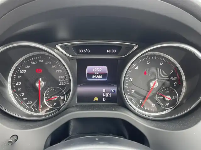 メルセデス・ベンツ ＣＬＡ１８０ Sブレイク AMG スタイル 岡山県 2017(平29)年 5万km ブラック 登録時走行距離49286km/純正HDDナビ/(FM/DISC/TV/BT)/ビルトインETC/バックカメラ/電動リアゲート/パワーシート/シートメモリ/ドライブレコーダー/パドルシフト/Sエアロ/プッシュスタート/スマートキー/スペアキー/純正１８インチアルミホイール