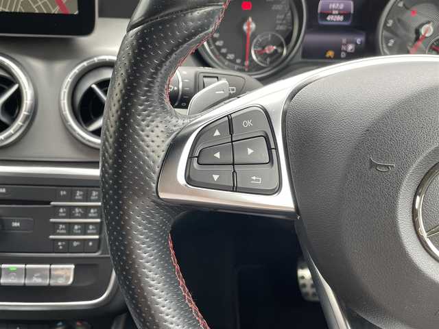 メルセデス・ベンツ ＣＬＡ１８０ Sブレイク AMG スタイル 岡山県 2017(平29)年 5万km ブラック 登録時走行距離49286km/純正HDDナビ/(FM/DISC/TV/BT)/ビルトインETC/バックカメラ/電動リアゲート/パワーシート/シートメモリ/ドライブレコーダー/パドルシフト/Sエアロ/プッシュスタート/スマートキー/スペアキー/純正１８インチアルミホイール