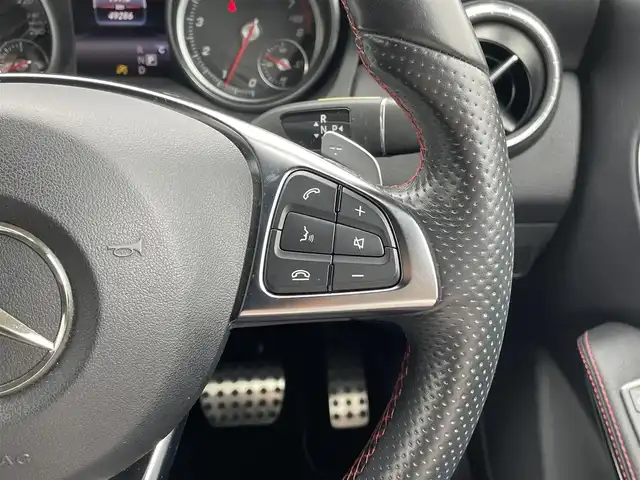 メルセデス・ベンツ ＣＬＡ１８０ Sブレイク AMG スタイル 岡山県 2017(平29)年 5万km ブラック 登録時走行距離49286km/純正HDDナビ/(FM/DISC/TV/BT)/ビルトインETC/バックカメラ/電動リアゲート/パワーシート/シートメモリ/ドライブレコーダー/パドルシフト/Sエアロ/プッシュスタート/スマートキー/スペアキー/純正１８インチアルミホイール