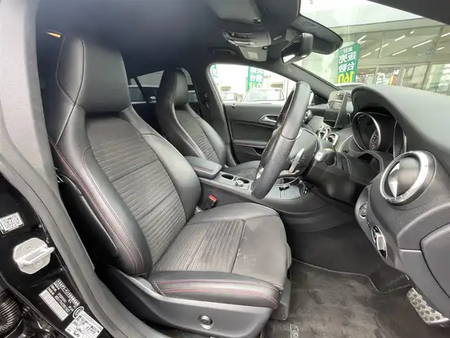 メルセデス・ベンツ ＣＬＡ１８０ Sブレイク AMG スタイル 岡山県 2017(平29)年 5万km ブラック 登録時走行距離49286km/純正HDDナビ/(FM/DISC/TV/BT)/ビルトインETC/バックカメラ/電動リアゲート/パワーシート/シートメモリ/ドライブレコーダー/パドルシフト/Sエアロ/プッシュスタート/スマートキー/スペアキー/純正１８インチアルミホイール
