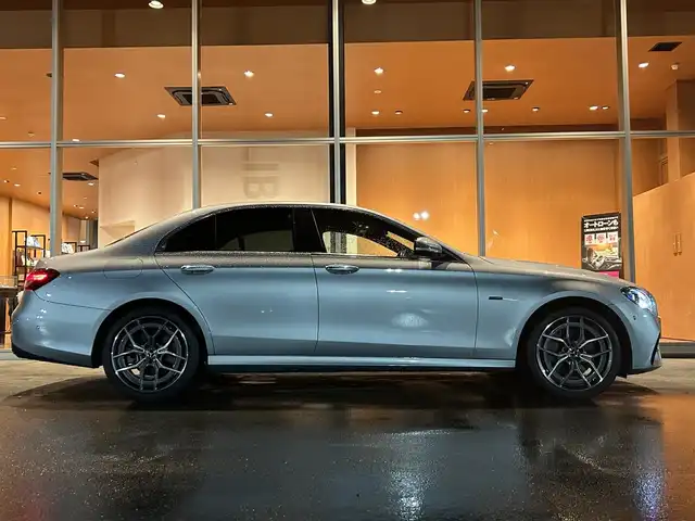 メルセデス・ベンツ Ｍ・ベンツ Ｅ３５０e スポーツ 岐阜県 2022(令4)年 1.8万km ハイテックシルバー ワンオーナー/純正HDDナビゲーション/　フルセグTV/　Bluetooth/　FM/　AM/エクスクルーシブパッケージ　/　Burmesterサウンドサウンドシステム/　ヘッドアップディスプレイ/　シートヒーター全席　　/レーダーセーフティパッケージ/　アクティブステアリングアシスト/　アクティブブラインドスポットアシスト/　アクティブレーンキーピングアシスト/　PRE-SAFE/　　アクティブブレーキアシスト/　　インパルスサイド/　　サウンド/アダプティブハイビームアシスト/360°カメラシステム/メモリー機能付きパワーシート