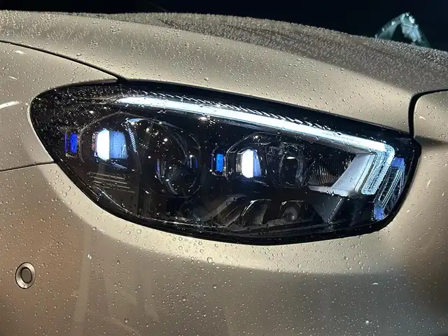 メルセデス・ベンツ Ｍ・ベンツ Ｅ３５０e スポーツ 岐阜県 2022(令4)年 1.8万km ハイテックシルバー ワンオーナー/純正HDDナビゲーション/　フルセグTV/　Bluetooth/　FM/　AM/エクスクルーシブパッケージ　/　Burmesterサウンドサウンドシステム/　ヘッドアップディスプレイ/　シートヒーター全席　　/レーダーセーフティパッケージ/　アクティブステアリングアシスト/　アクティブブラインドスポットアシスト/　アクティブレーンキーピングアシスト/　PRE-SAFE/　　アクティブブレーキアシスト/　　インパルスサイド/　　サウンド/アダプティブハイビームアシスト/360°カメラシステム/メモリー機能付きパワーシート