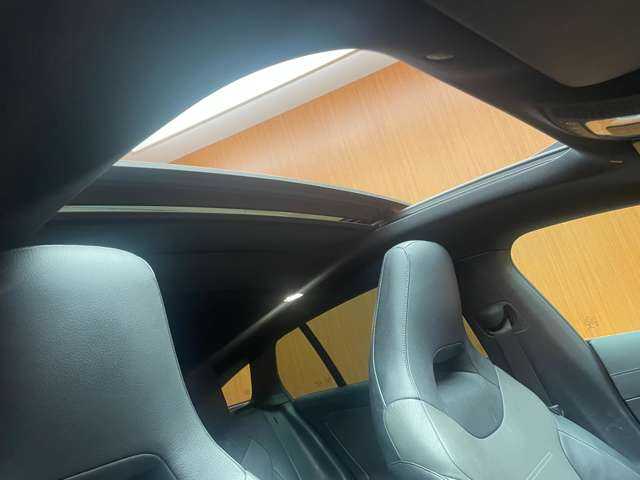 メルセデス・ベンツ ＣＬＡ２００ｄ Sブレーク AMGライン 千葉県 2019(令1)年 4.2万km コスモスブラック ＡＭＧレザーＥＸＣ　/アドバンスドＰＫＧ　/純正ナビ　/３６０°カメラ　/ＡＣＣ　/ＨＵＤ　/シートヒーター　/パワーシート　/ＬＥＤヘッドライト　/ハイビームアシスト　/電動リアゲート　/ドライブレコーダー　/ＥＴＣ