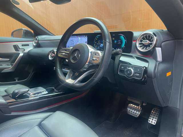メルセデス・ベンツ ＣＬＡ２００ｄ Sブレーク AMGライン 千葉県 2019(令1)年 4.2万km コスモスブラック ＡＭＧレザーＥＸＣ　/アドバンスドＰＫＧ　/純正ナビ　/３６０°カメラ　/ＡＣＣ　/ＨＵＤ　/シートヒーター　/パワーシート　/ＬＥＤヘッドライト　/ハイビームアシスト　/電動リアゲート　/ドライブレコーダー　/ＥＴＣ