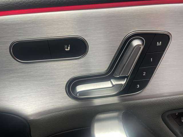 メルセデス・ベンツ ＣＬＡ２００ｄ Sブレーク AMGライン 千葉県 2019(令1)年 4.2万km コスモスブラック ＡＭＧレザーＥＸＣ　/アドバンスドＰＫＧ　/純正ナビ　/３６０°カメラ　/ＡＣＣ　/ＨＵＤ　/シートヒーター　/パワーシート　/ＬＥＤヘッドライト　/ハイビームアシスト　/電動リアゲート　/ドライブレコーダー　/ＥＴＣ