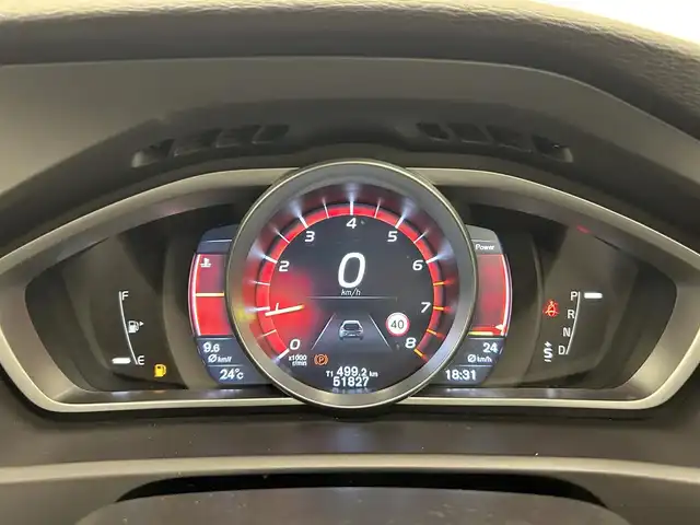 ボルボ Ｖ４０ クロスカントリー T5 AWD モメンタム 岡山県 2019(平31)年 5.2万km リッチジャバメタリック 純正ナビ（フルセグTV.BT.AM.FM.CD.DVD）/リアカメラ/純正アルミホイール18インチ/純正LEDヘッドライト/純正オーディオ/アクティブクルーズコントロール/MTモード付AT/パドルシフト/D席パワーシート/オートライト/オートベンディングライト/ETC/ドラレコ/アンビエントライト/フォグライト