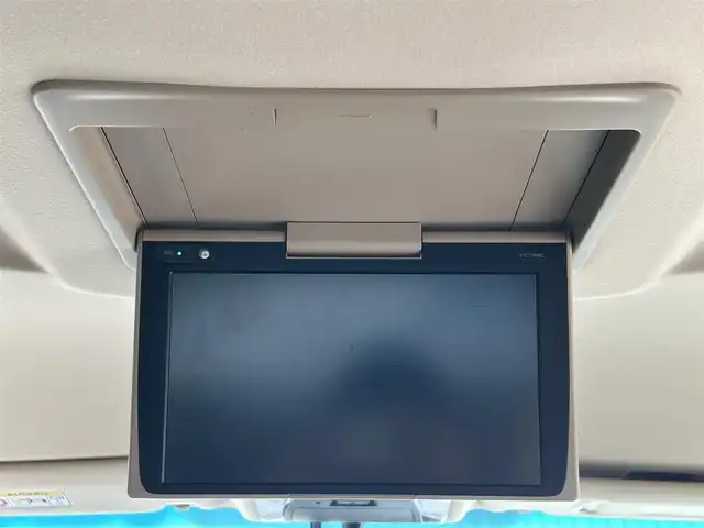 トヨタ アルファード G 群馬県 2017(平29)年 5.5万km ホワイトパールクリスタルシャイン ワンオーナー/純正SDナビ/　(AM/FM/CD/DVD/BT/SD)/純正フリップダウンモニター/両側パワースライドドア/バックカメラ/衝突軽減ブレーキ/コーナーセンサー/クルーズコントロール/横滑り防止機能/AUTOライト/ETC/純正フロアマット/純正ドアバイザー/前席パワーシート/シートメモリー/ステアリングリモコン/取扱説明書/保証書/記録簿