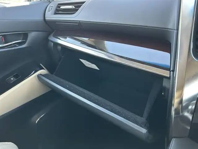 トヨタ アルファード G 群馬県 2017(平29)年 5.5万km ホワイトパールクリスタルシャイン ワンオーナー/純正SDナビ/　(AM/FM/CD/DVD/BT/SD)/純正フリップダウンモニター/両側パワースライドドア/バックカメラ/衝突軽減ブレーキ/コーナーセンサー/クルーズコントロール/横滑り防止機能/AUTOライト/ETC/純正フロアマット/純正ドアバイザー/前席パワーシート/シートメモリー/ステアリングリモコン/取扱説明書/保証書/記録簿