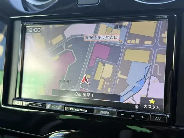 日産 ノート e－パワー B 千葉県 2020(令2)年 4万km ブリリアントシルバー 純正ＳＤナビAVIC-RZ103/デジタルインナーミラー/全方位カメラ/エマージェンシーブレーキ/レーンアシスト/横揺れ防止システム/コーナーセンサー/スペアキー1本/オートライト/ドアバイザー/フロアマット/取説・保証書あり/ETC