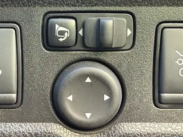 日産 ノート e－パワー B 千葉県 2020(令2)年 4万km ブリリアントシルバー 純正ＳＤナビAVIC-RZ103/デジタルインナーミラー/全方位カメラ/エマージェンシーブレーキ/レーンアシスト/横揺れ防止システム/コーナーセンサー/スペアキー1本/オートライト/ドアバイザー/フロアマット/取説・保証書あり/ETC