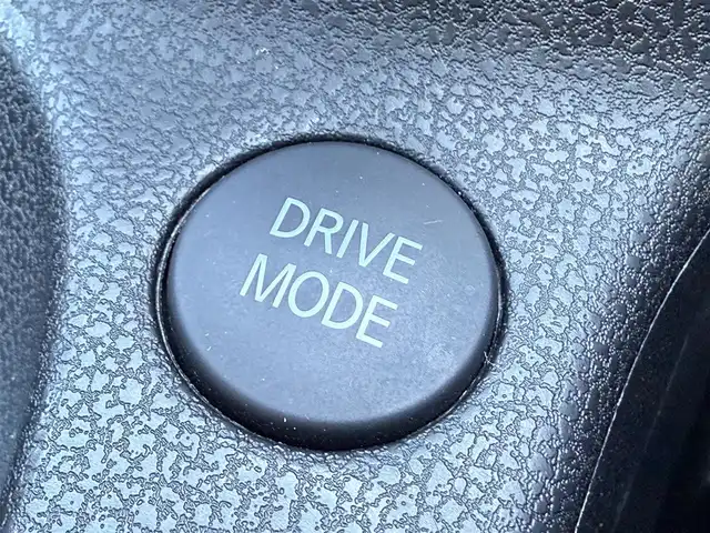 日産 ノート e－パワー B 千葉県 2020(令2)年 4万km ブリリアントシルバー 純正ＳＤナビAVIC-RZ103/デジタルインナーミラー/全方位カメラ/エマージェンシーブレーキ/レーンアシスト/横揺れ防止システム/コーナーセンサー/スペアキー1本/オートライト/ドアバイザー/フロアマット/取説・保証書あり/ETC