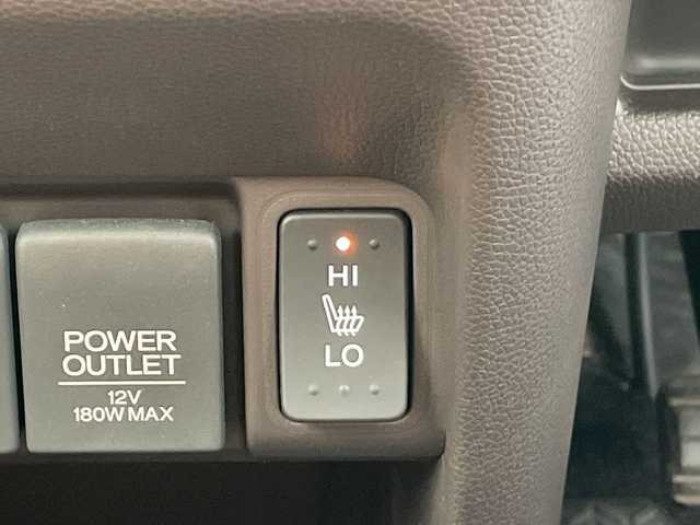 ホンダ Ｎ ＯＮＥ セレクト 愛知県 2018(平30)年 6.6万km サーフブルー/ブラック 安心パッケージ/純正ナビ/シートヒーター/茶色ハーフレザー/HIDヘッドライト/オートライト/ドライブレコーダー/ETC/フルセグ/CD DVD/Bluetooth/ステアリングスイッチ/スマートキー/プッシュスタート