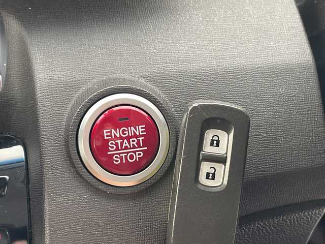 ホンダ Ｎ ＯＮＥ セレクト 愛知県 2018(平30)年 6.6万km サーフブルー/ブラック 安心パッケージ/純正ナビ/シートヒーター/茶色ハーフレザー/HIDヘッドライト/オートライト/ドライブレコーダー/ETC/フルセグ/CD DVD/Bluetooth/ステアリングスイッチ/スマートキー/プッシュスタート