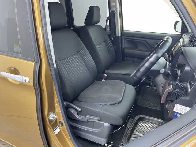 トヨタ タンク G－T 兵庫県 2019(平31)年 4.9万km インペリアルゴールドクリスタルM ・純正ナビ&TV&CD&DVD&BT/・全方位カメラ/・前席シートヒーター/・前後ドライブレコーダー/・両側パワースライドドア/・スマートアシスト/・クルーズコントロール/・衝突軽減ブレーキ/・オートマチックハイビーム/・クリアランスソナー/・先行車発進告知/・車線逸脱警報/・アイドリングストップ/・スマートキー/・ビルトインETC/・社外16インチアルミホイール/・LEDライト/・新車時保証書/・取扱説明書