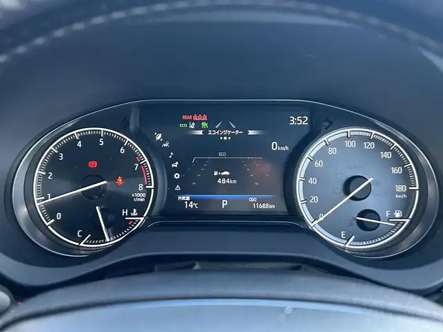 トヨタ ハリアー Z レザーパッケージ 愛知県 2021(令3)年 1.2万km ホワイトパールクリスタルシャイン パノラマルーフ/モデリスタエアロ（F・S・R）/デジタルインナーミラー/純正ディスプレイオーディオナビ/フルセグTV/BT/JBLプレミアムサウンド/バックカメラ/ビルトイン2.0ETC/純正19インチAW/トヨタセーフティセンス/レーダークルーズコントロール/クリアランスソナー/ブラインドスポットモニター/ヘッドアップディスプレイ/置くだけ充電/パワーバックドア/レザーシート/前席パワーシート（D席メモリー付き）/前席シートヒーター/エアシート/ハンドルヒーター/純正フロアマット/純正ドアバイザー/取説、保証書/スペアキー