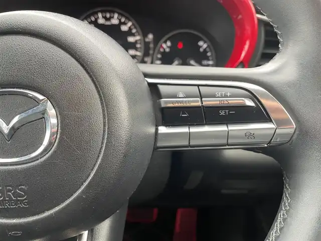 マツダ ＣＸ－３０ 20S 鳥取県 2020(令2)年 3.3万km ディープクリスタルブルーマイカ 純正ナビ／フルセグ／ＤＶＤ／ＣＤ／ＢＴ/バックカメラ・ＥＴＣ/衝突軽減ブレーキ/レーダークルーズコントロール/ＬＥＤヘットライト/プッシュエンジンスタート/前後クリアランスソナー/電動パーキングブレーキ/純正１８インチアルミ/社外アルミスタットレスセット積込/フロアマット/スペアキーｘ１