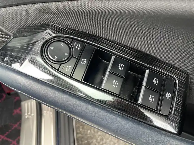 マツダ ＣＸ－３０ 20S 鳥取県 2020(令2)年 3.3万km ディープクリスタルブルーマイカ 純正ナビ／フルセグ／ＤＶＤ／ＣＤ／ＢＴ/バックカメラ・ＥＴＣ/衝突軽減ブレーキ/レーダークルーズコントロール/ＬＥＤヘットライト/プッシュエンジンスタート/前後クリアランスソナー/電動パーキングブレーキ/純正１８インチアルミ/社外アルミスタットレスセット積込/フロアマット/スペアキーｘ１