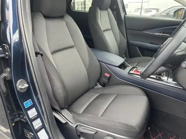 マツダ ＣＸ－３０ 20S 鳥取県 2020(令2)年 3.3万km ディープクリスタルブルーマイカ 純正ナビ／フルセグ／ＤＶＤ／ＣＤ／ＢＴ/バックカメラ・ＥＴＣ/衝突軽減ブレーキ/レーダークルーズコントロール/ＬＥＤヘットライト/プッシュエンジンスタート/前後クリアランスソナー/電動パーキングブレーキ/純正１８インチアルミ/社外アルミスタットレスセット積込/フロアマット/スペアキーｘ１