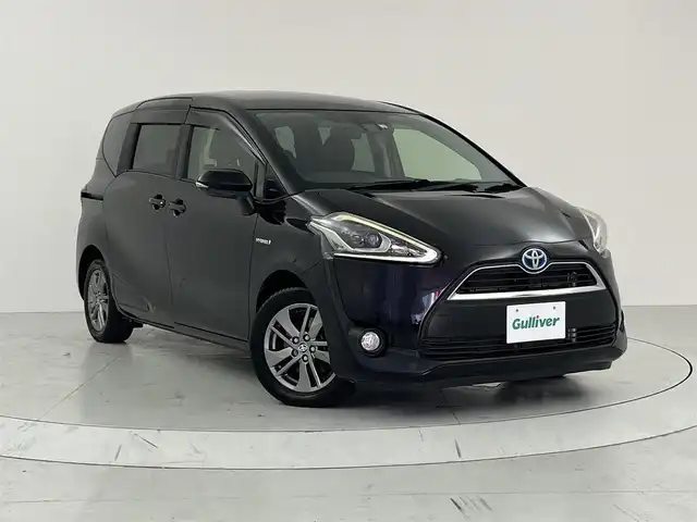 トヨタ シエンタ ハイブリッド G クエロ 大阪府 2018(平30)年 6.6万km クールボルドーガラスフレーク トヨタセーフティセンス/・プリクラッシュセーフティ/・レーンキープアシスト/・オートハイビーム/・先行車発進お知らせ/純正7インチSDナビ/フルセグTV/Bluetooth/CD/DVD/AM/FM/バックカメラ/両側パワースライドドア/LEDヘッドライト/ETC/D/Nシートヒーター/ハーフレザーシート/ステアリングスイッチ/プッシュスタート/スマートキー/スタッドレスタイヤ積込
