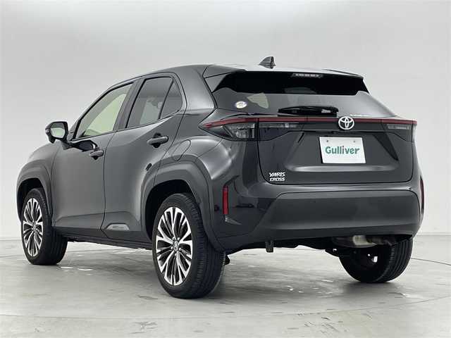 トヨタ ヤリスクロス Z 千葉県 2021(令3)年 2.5万km ブラックマイカ 純正８型ナビ　バックカメラ　Ｂｔ　ＴＶ　追従型クルーズコントロール　追突軽減ブレーキ　ＥＴＣ　純正フロアマット　パワーシート　シートヒーター　レーンアシスト機能　盗難防止　ＬＥＤ　純正１８インチＡＷ